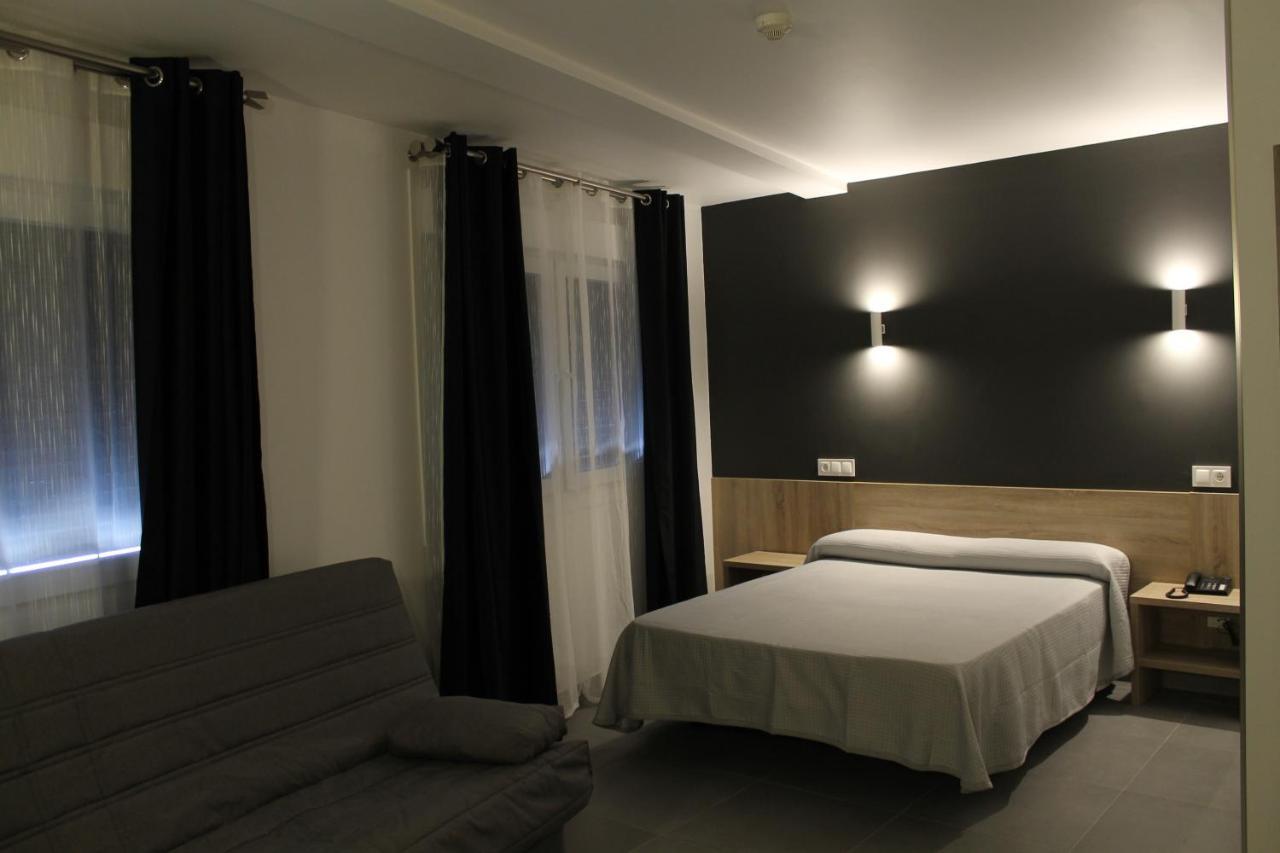 Hotel Hollywood Кангас Экстерьер фото