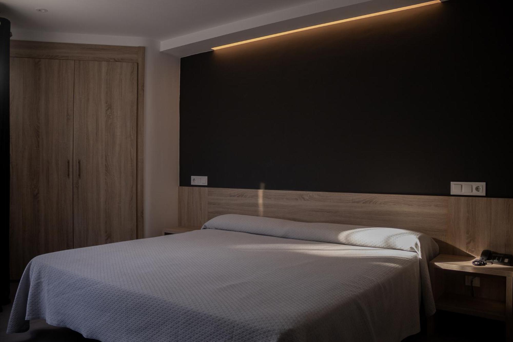 Hotel Hollywood Кангас Экстерьер фото