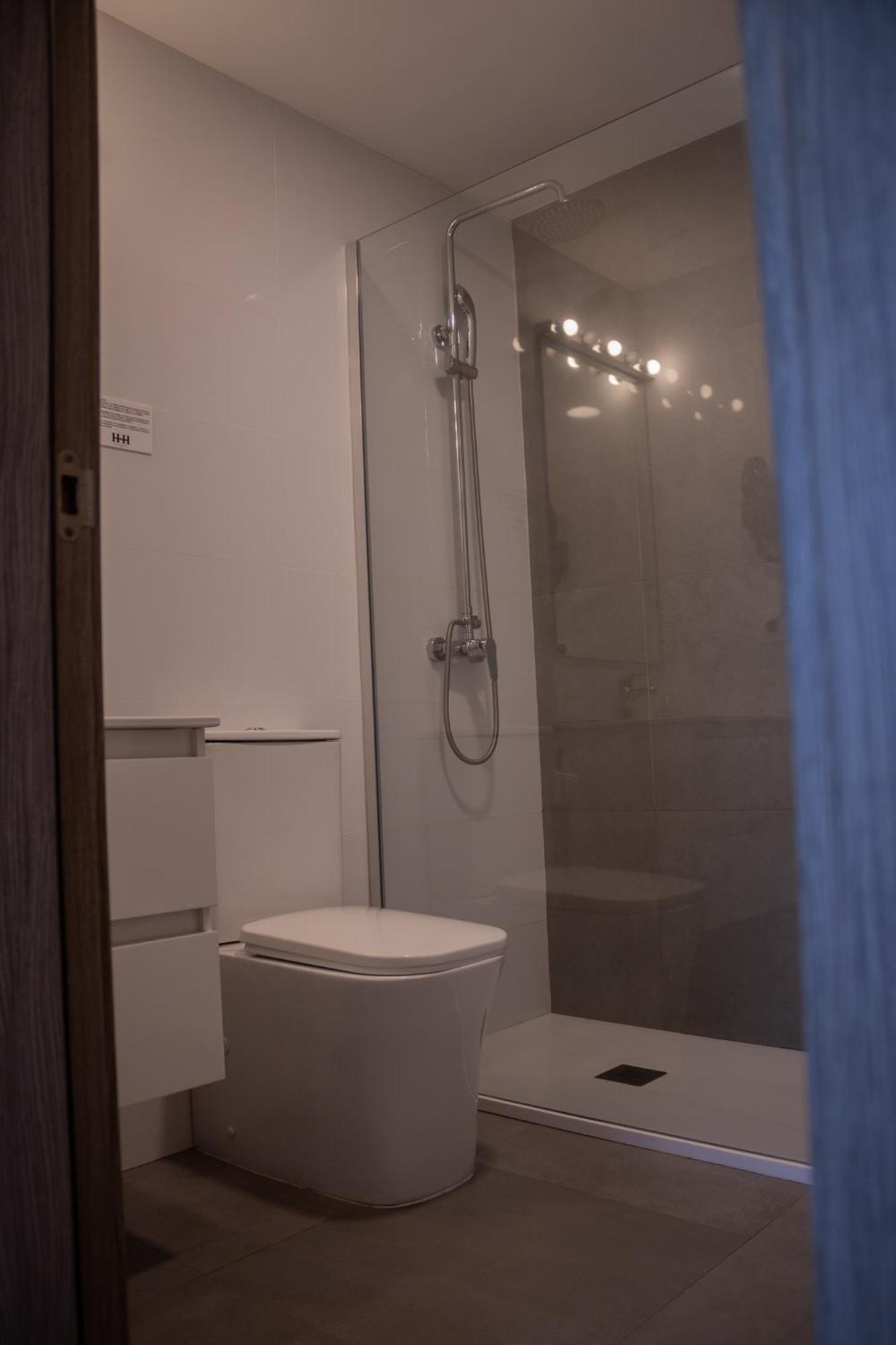 Hotel Hollywood Кангас Экстерьер фото